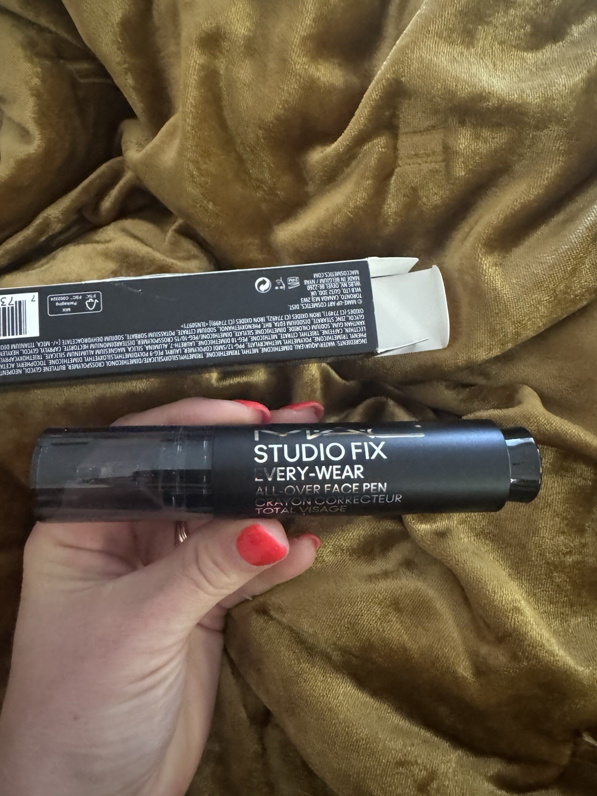 MAC Studio Fix Every-Wear All-Over Face Pen NC42