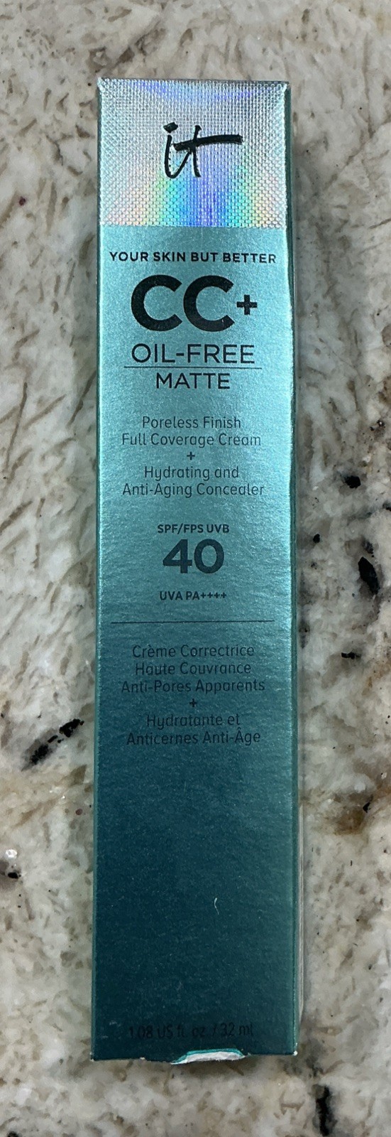 IT Cosmetics CC+ Oil-Free Matte Full Coverage Cream SPF 40 Medium