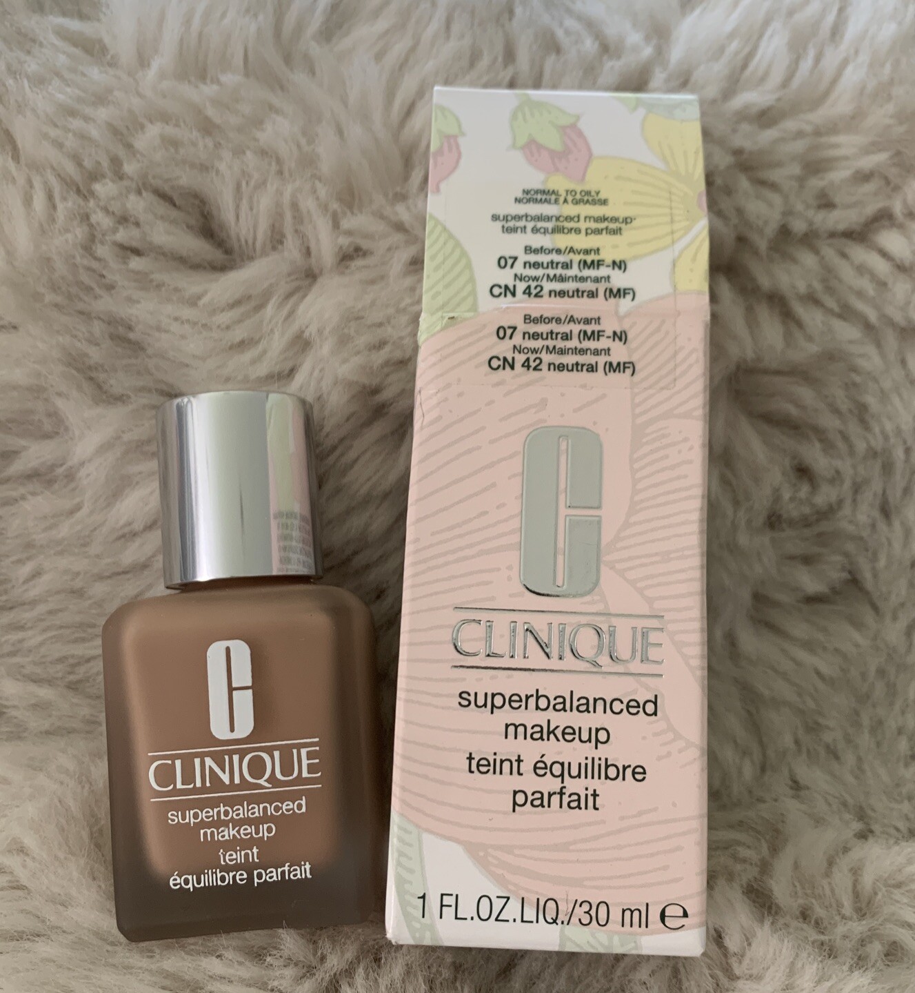 Clinique Superbalanced Makeup ~ (07 ~ CN 42 NEUTRAL ) ~ 1oz/30ml Full Size NIB