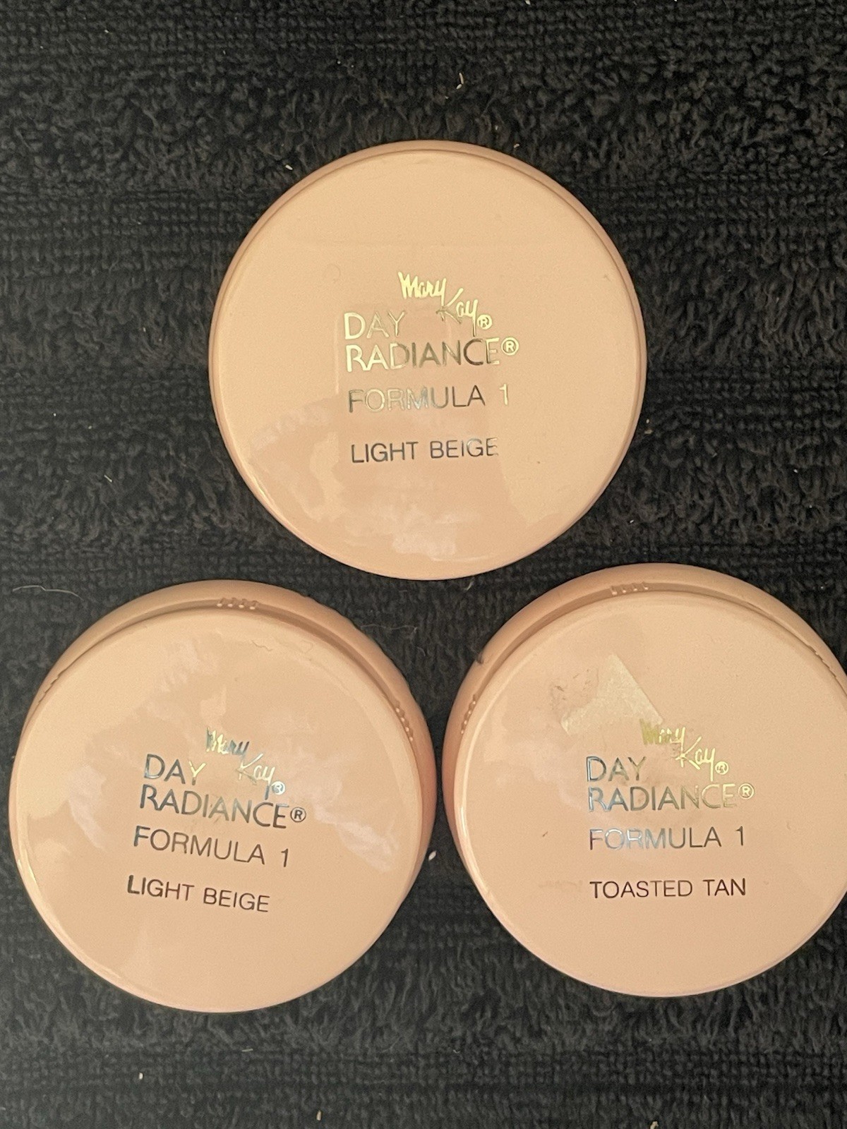 Day Radiance By Mary Kay Formula 1 Cream Foundation Toasted Tan & Light Beige