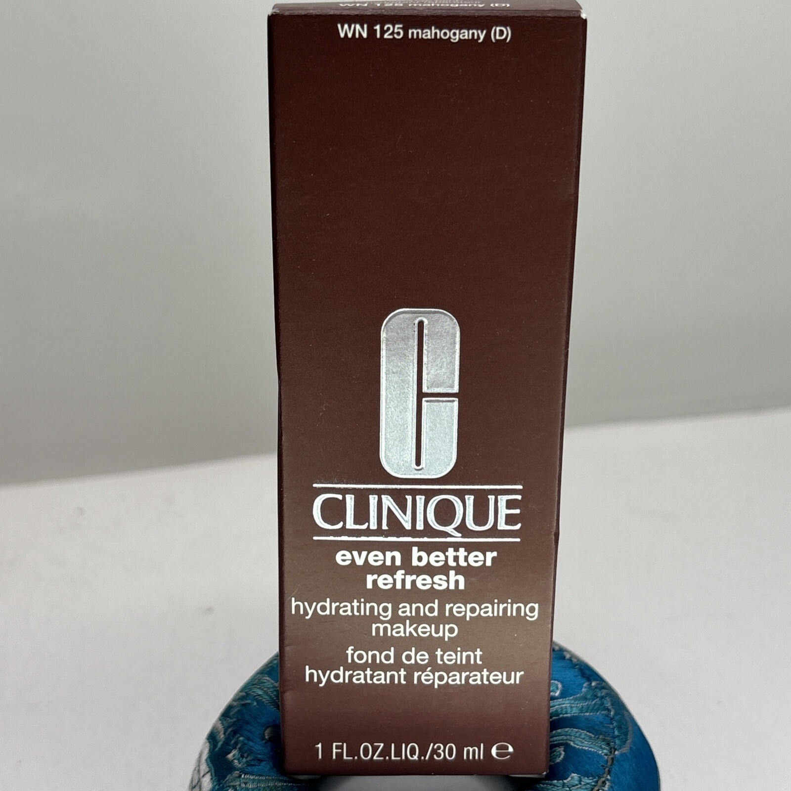 Clinique- Even Better Refresh – Hydrate And Repair makeup -MAHOGANY (WN 125) 1oz