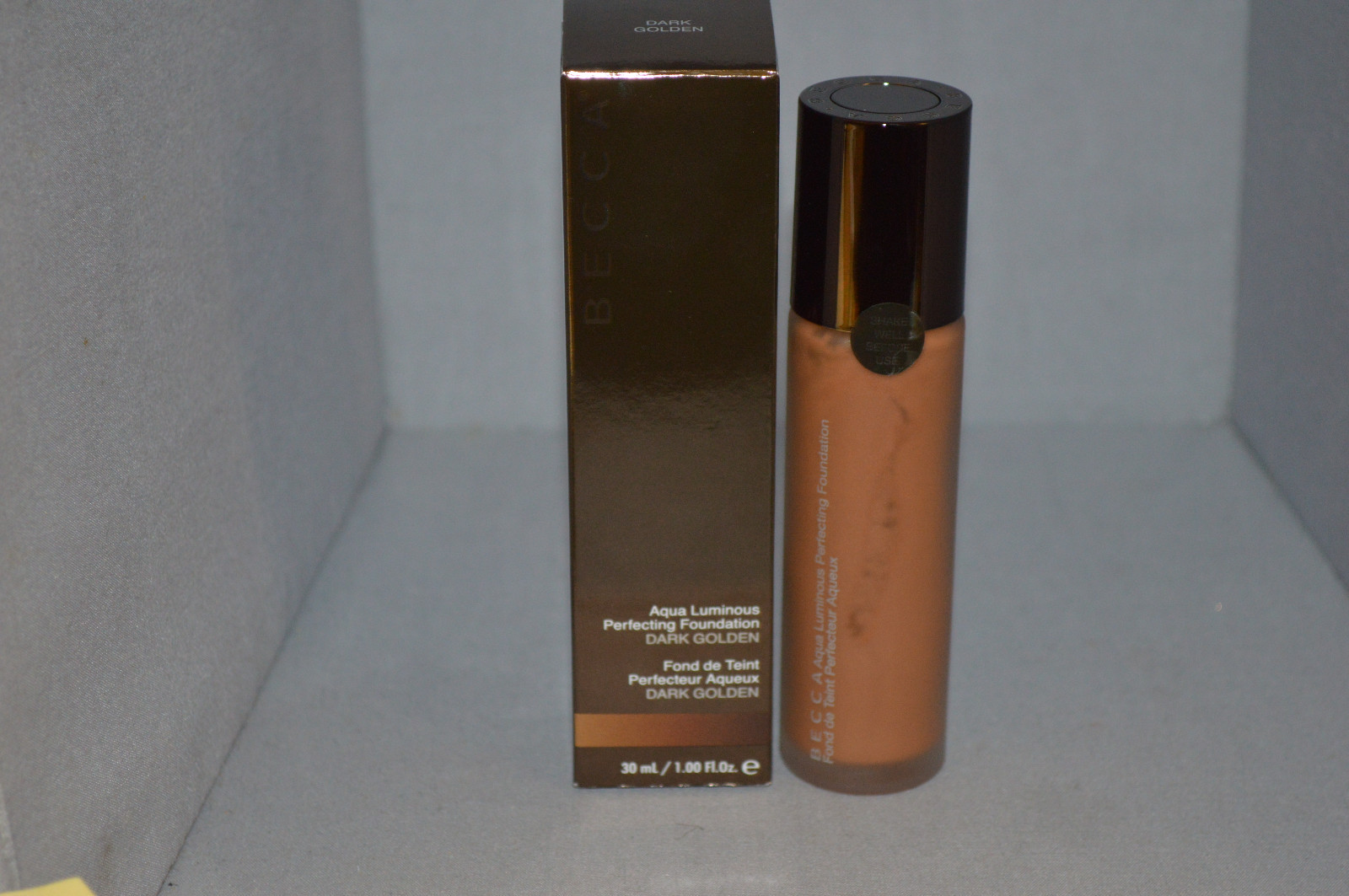 Becca Aqua Luminous Perfecting Foundation Dark Golden 1oz New Boxed