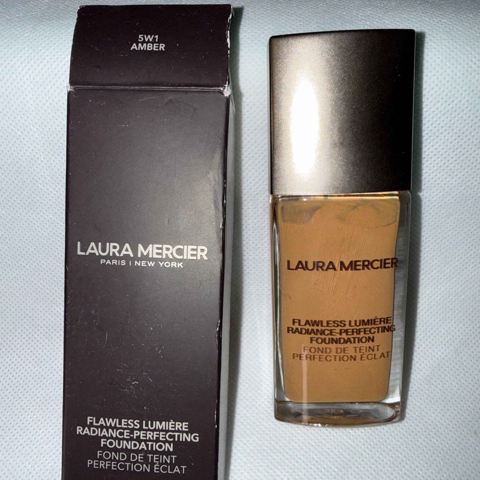 Laura Mercier ~ Flawless Lumiere Radiance Perfecting Foundation 5W1 AMBER