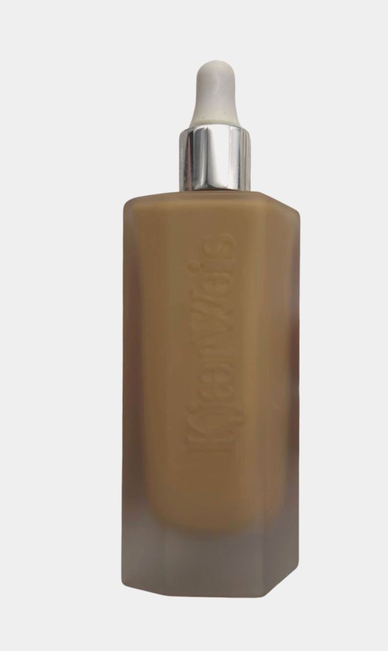 Kjaer Weis Invisible Touch Liquid Foundation M224 Polished | 1 fl.oz.