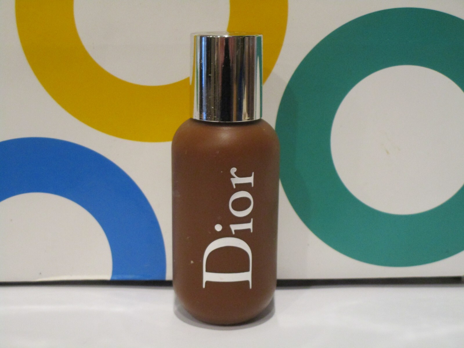 CHRISTIAN DIOR ~ DIOR BACKSTAGE FACE & BODY FOUNDATION ~ # 7,5 N ~ 1.6 OZ