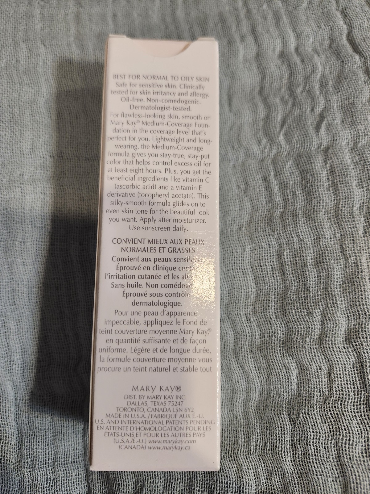 MARY KAY Medium Coverage Foundation IVORY 202 Gray Cap NOS Discontinued