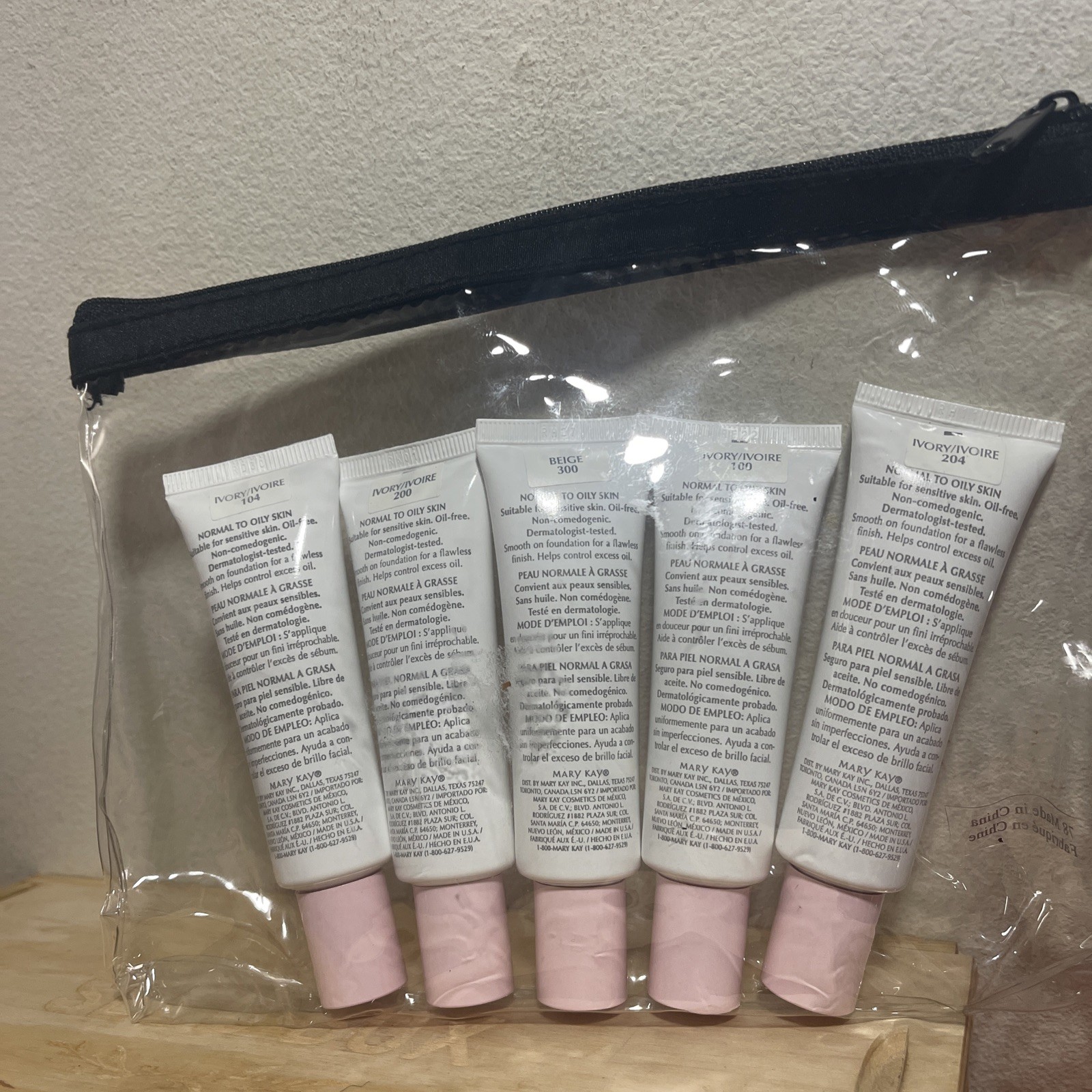 Bulk Lot Of 5 MARY KAY MEDIUM COVERAGE FOUNDATION Ivory 200, 204, 300, 104, 100.