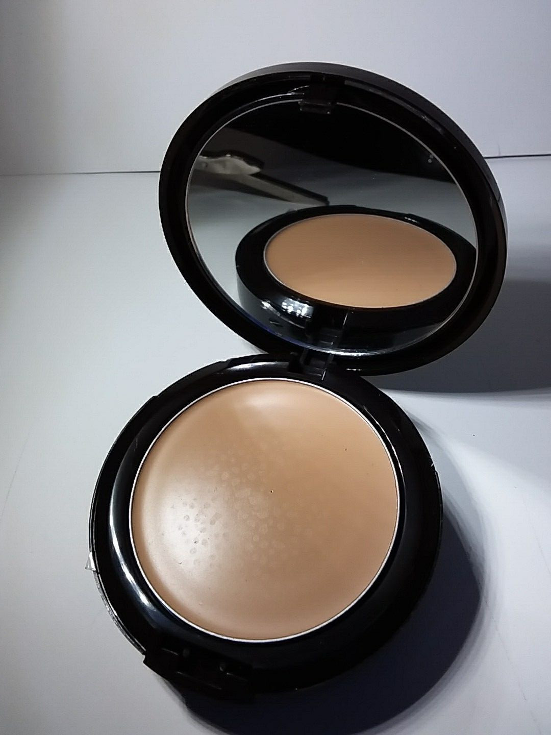 Iman Cream to Powder “CTP” Sand 1 “tester”