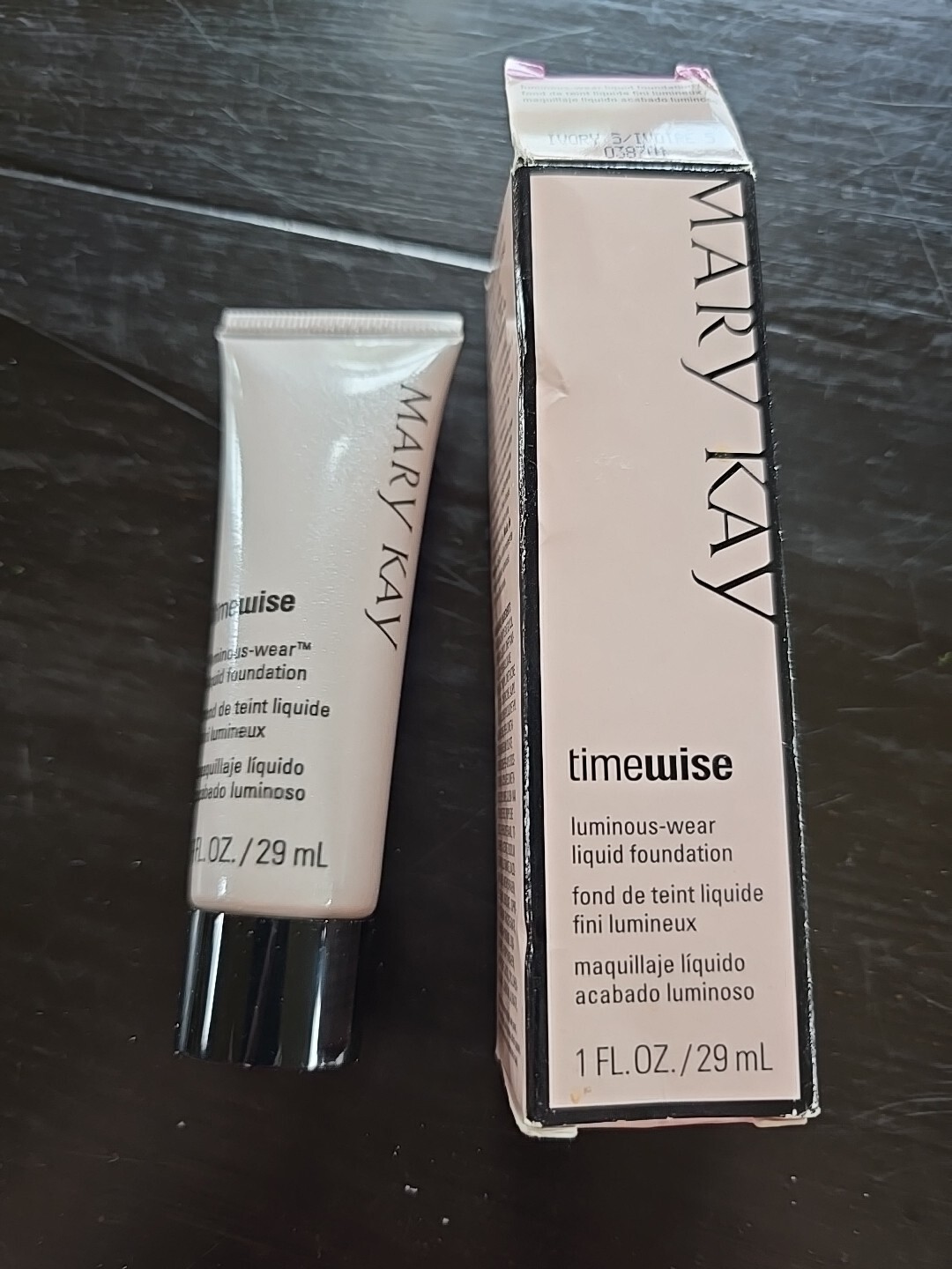 Mary Kay TimeWise luminous-wear Liquid Foundation 1 Fl. Oz. Ivory 5