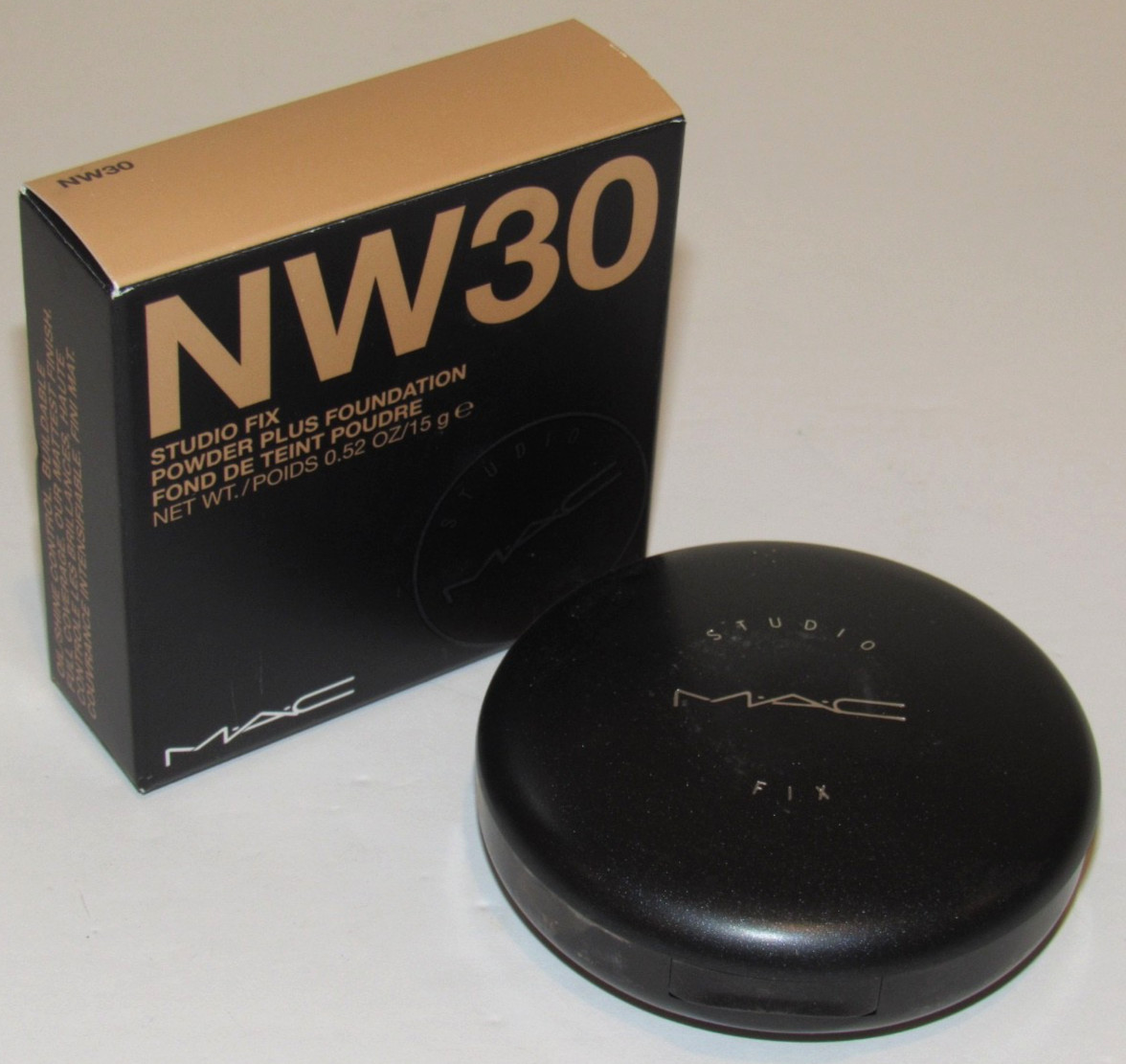 MAC Studio Fix Powder Plus Foundation NW30 Full Size 0.52 Oz 15 g NIB NW 30