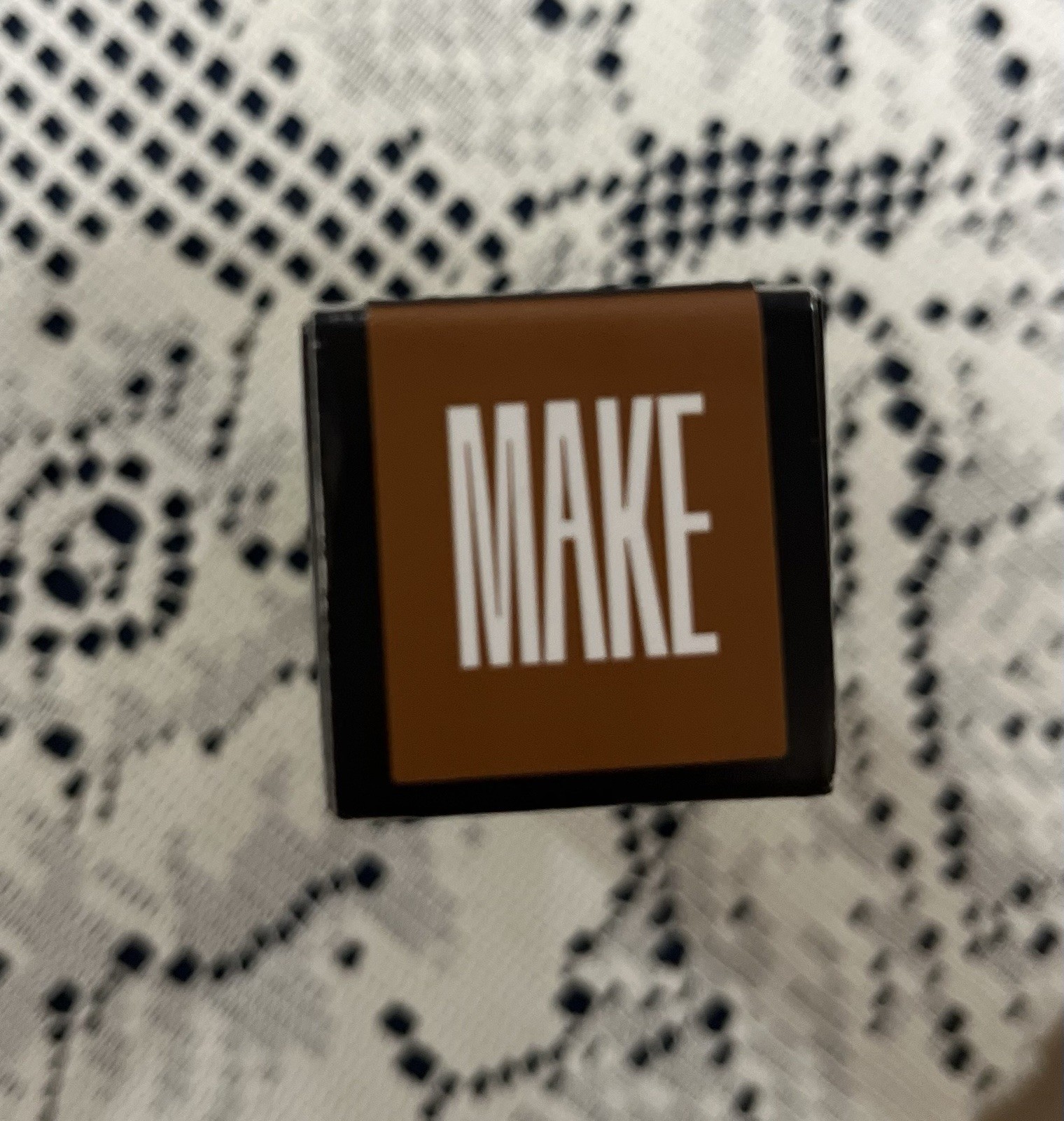 MAKE Beauty Diffusion Dew Skin Tint Honey 07 – Sheer To Medium Coverage