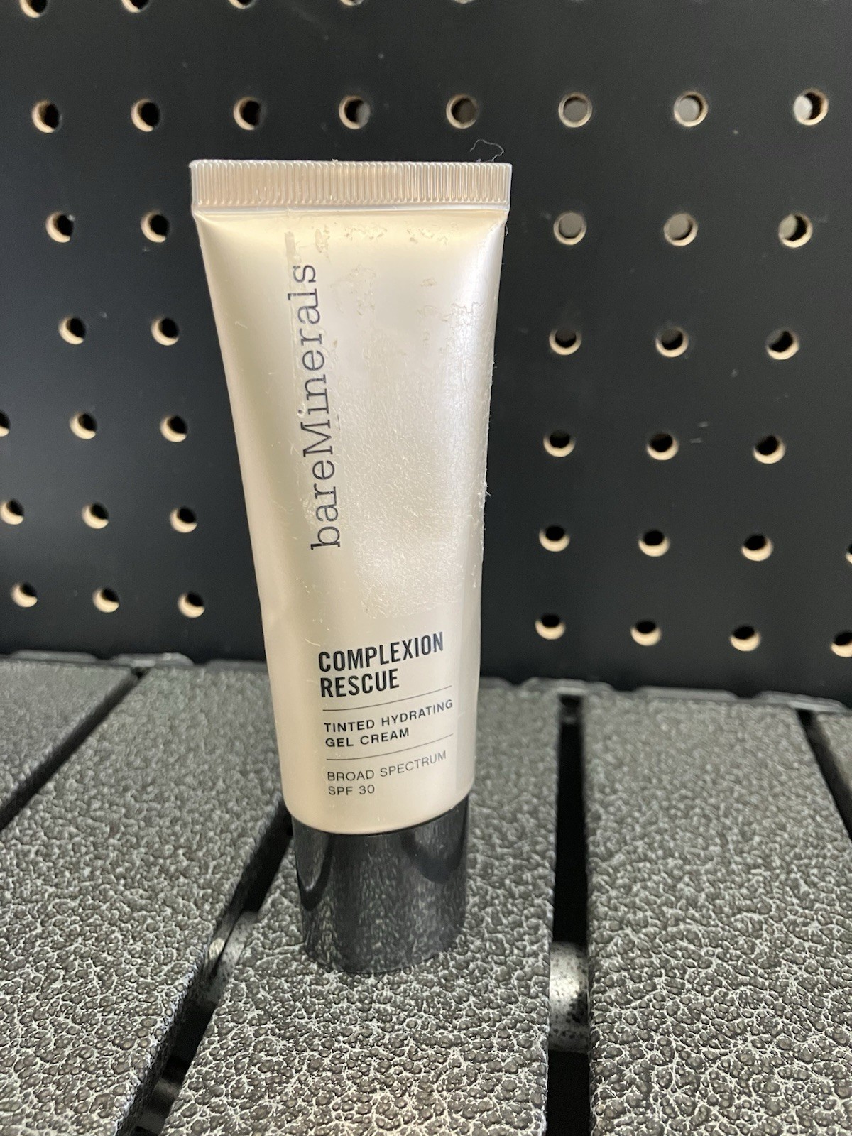 BareMinerals Complexion Rescue Tinted Moisturizer 02 Vanilla 1.18 fl oz 35ml