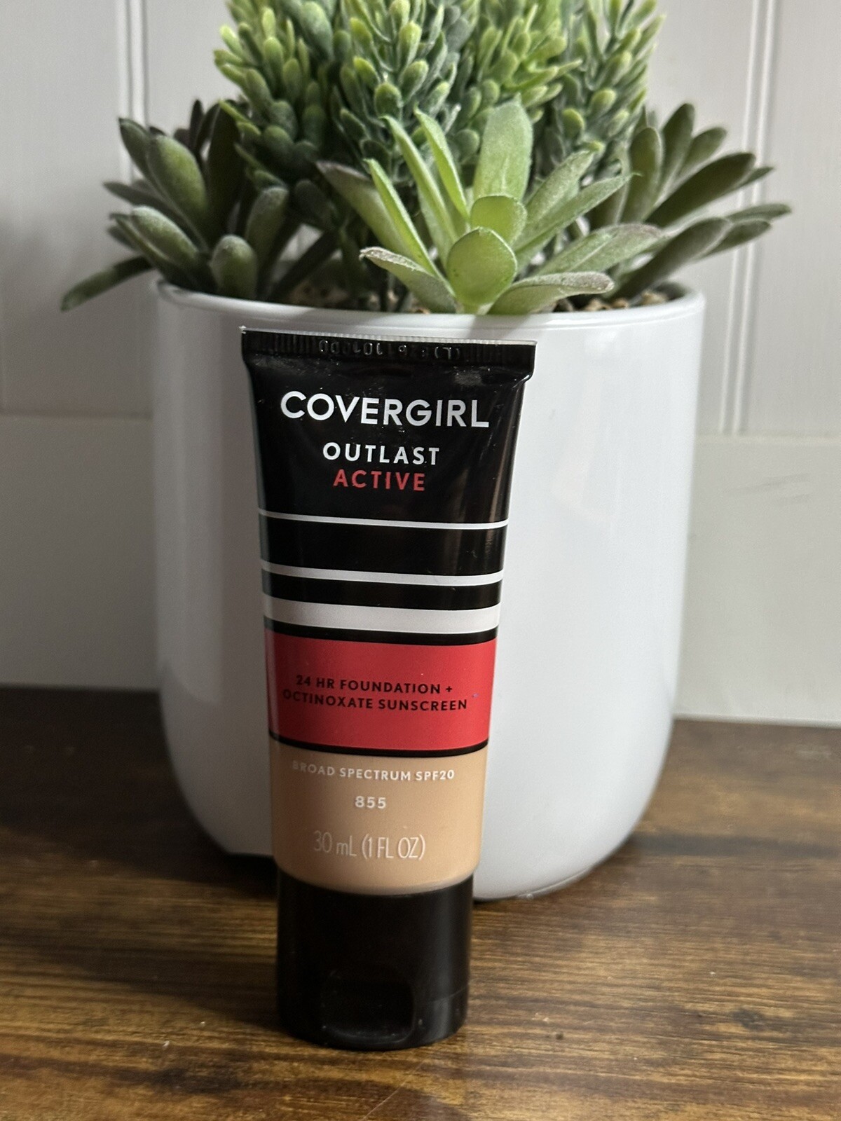 CoverGirl Outlast Active 24hr Foundation #855 Soft Honey MBD1