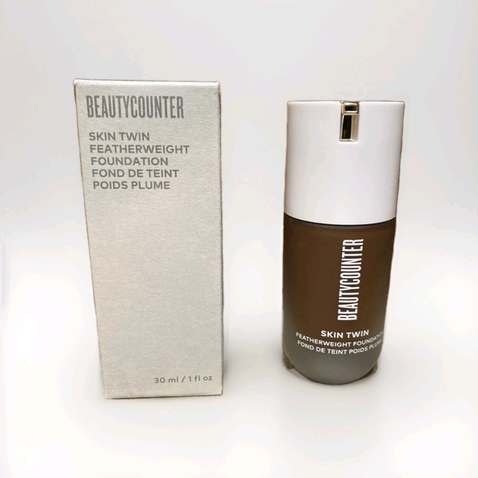 BEAUTYCOUNTER -SHADE: DARK 660- Skin Twin Featherweight Plumping Foundation NEW!