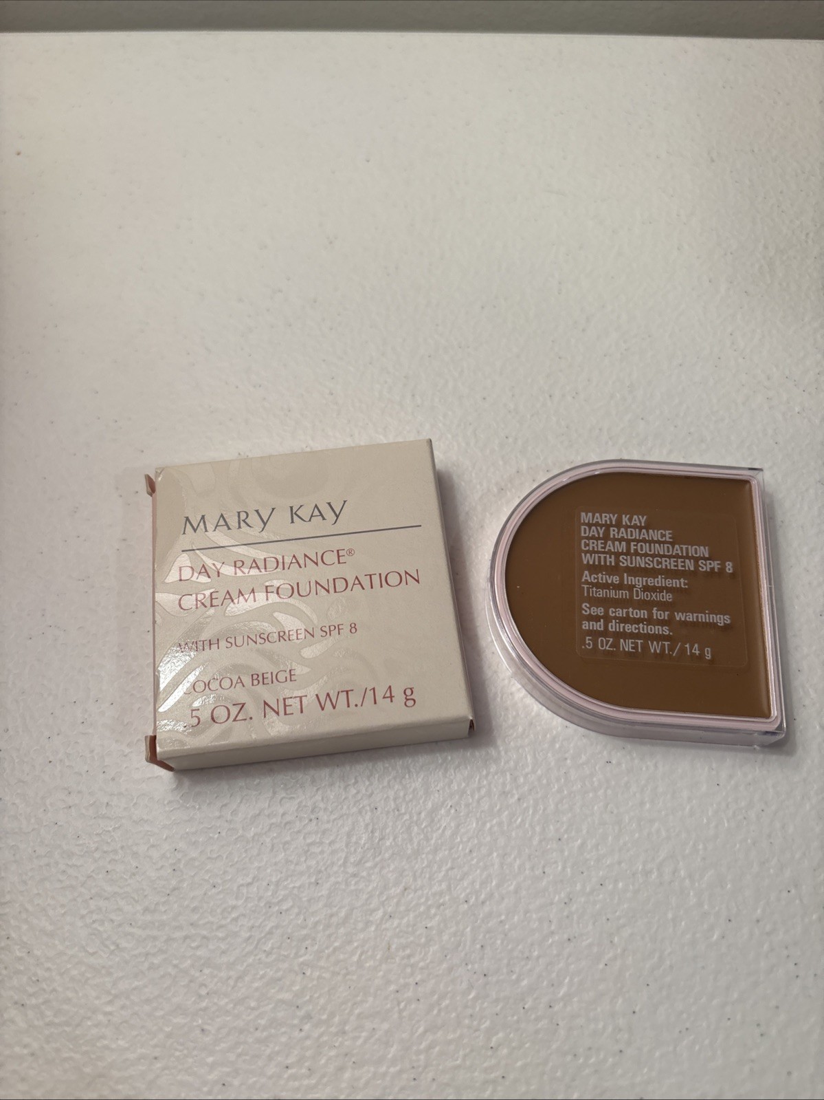 Mary Kay Day Radiance Cream Foundation Cocoa Beige 6307 – NIB Discontinued