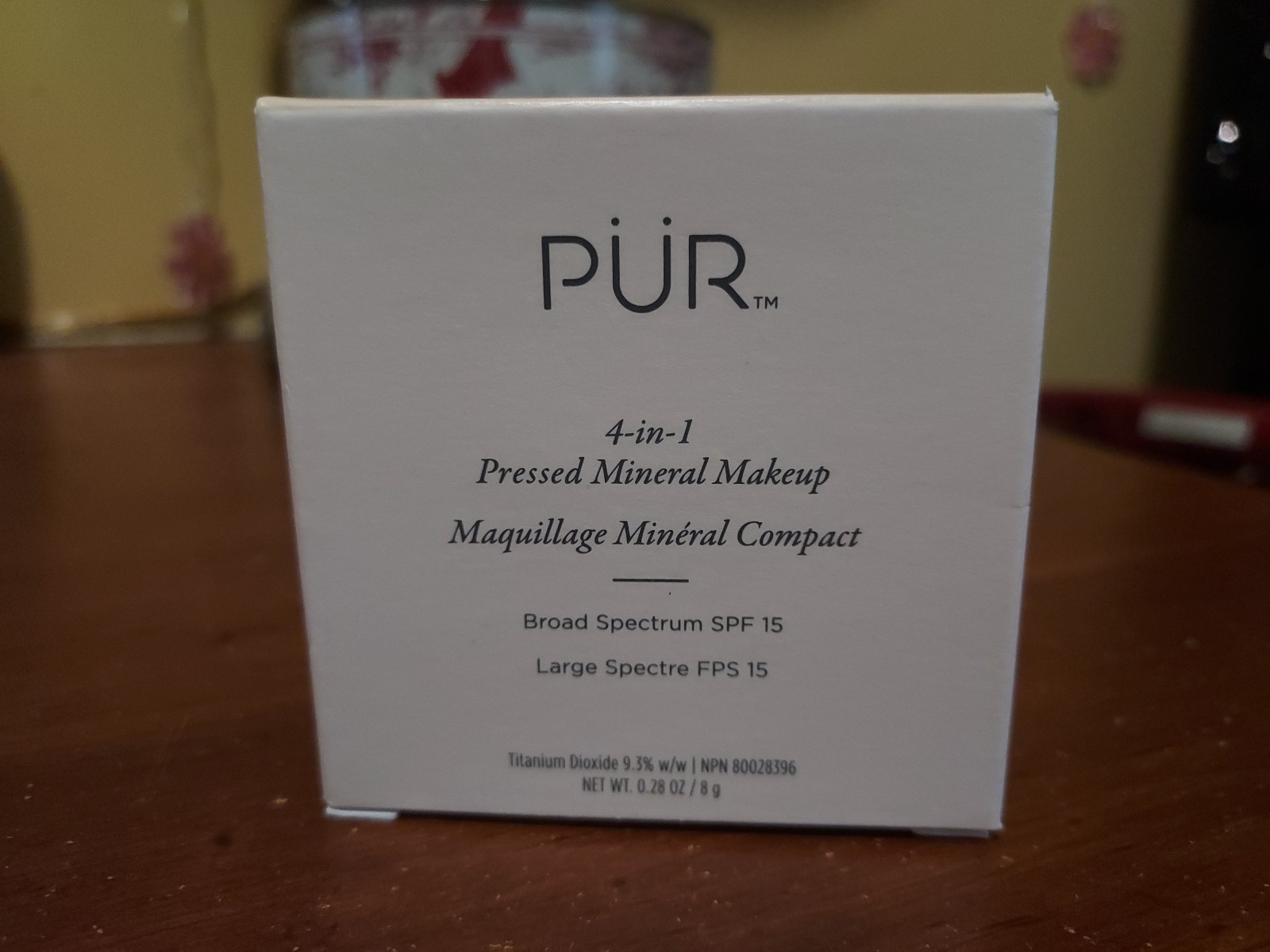 Pur 4 in 1 Pressed Mineral Makeup Pick Color .28 oz New in Box