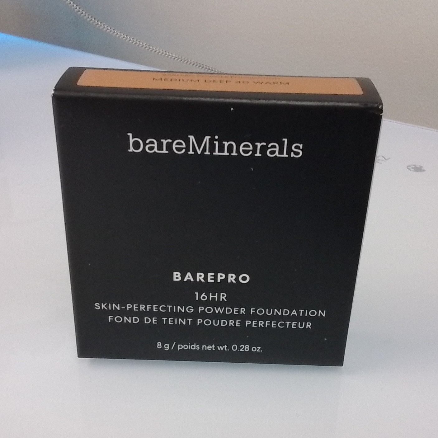bareMinerals BarePro 16HR Powder Foundation Full Matte Medium Deep 40 Warm 8g