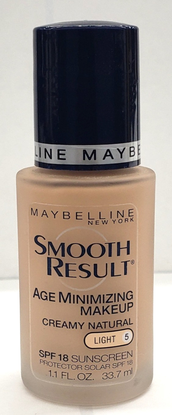 NEW Maybelline Smooth Result Age Minimizing Makeup CREAMY NATURAL ( LIGHT-5)