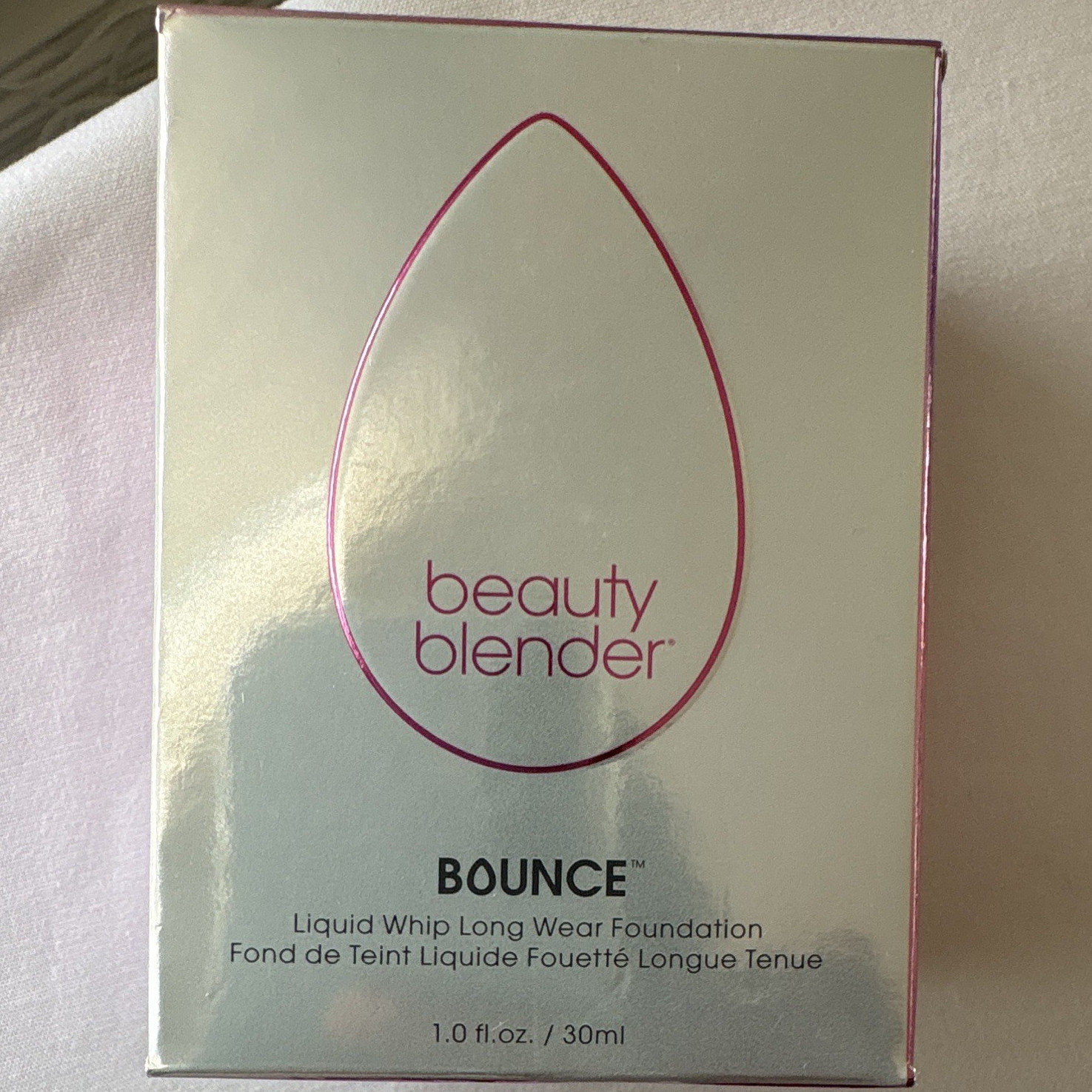 beautyblender BOUNCE Liquid Foundation Long Wear BLEND 3.60 W 1 fl oz