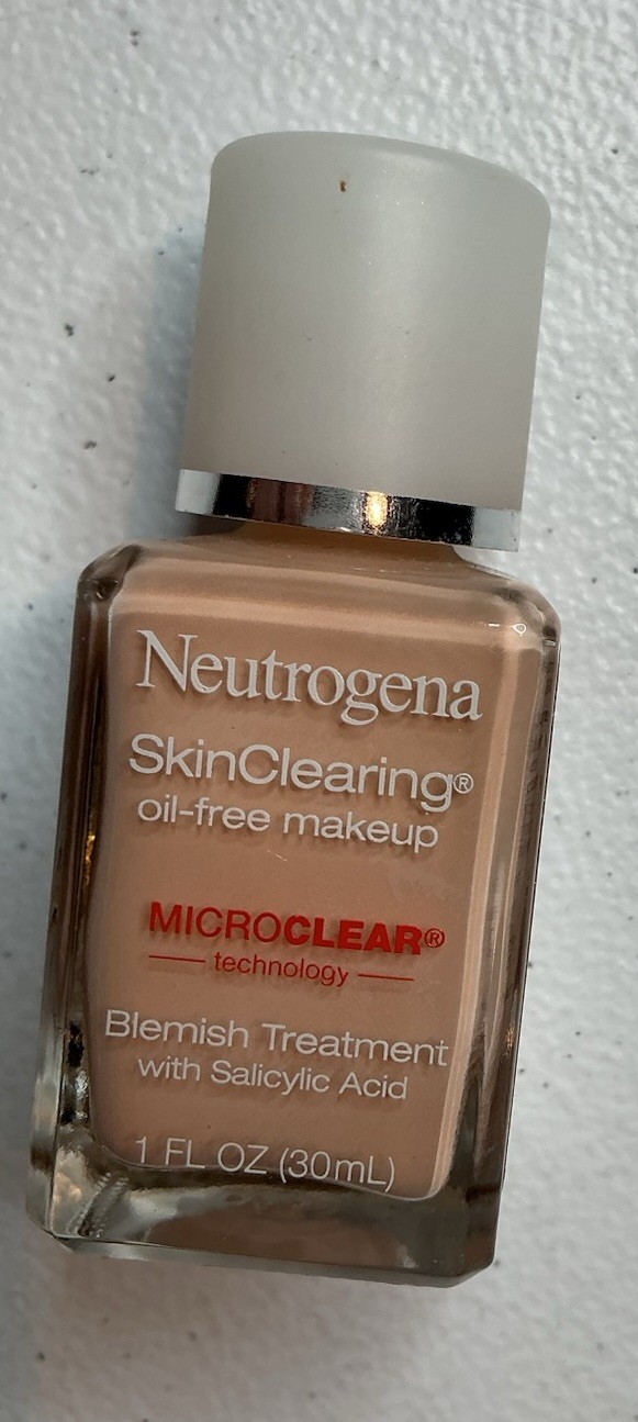 Neutrogena SkinClearing Oil-Free Makeup Blemish Treatment Natural 20/ 1oz