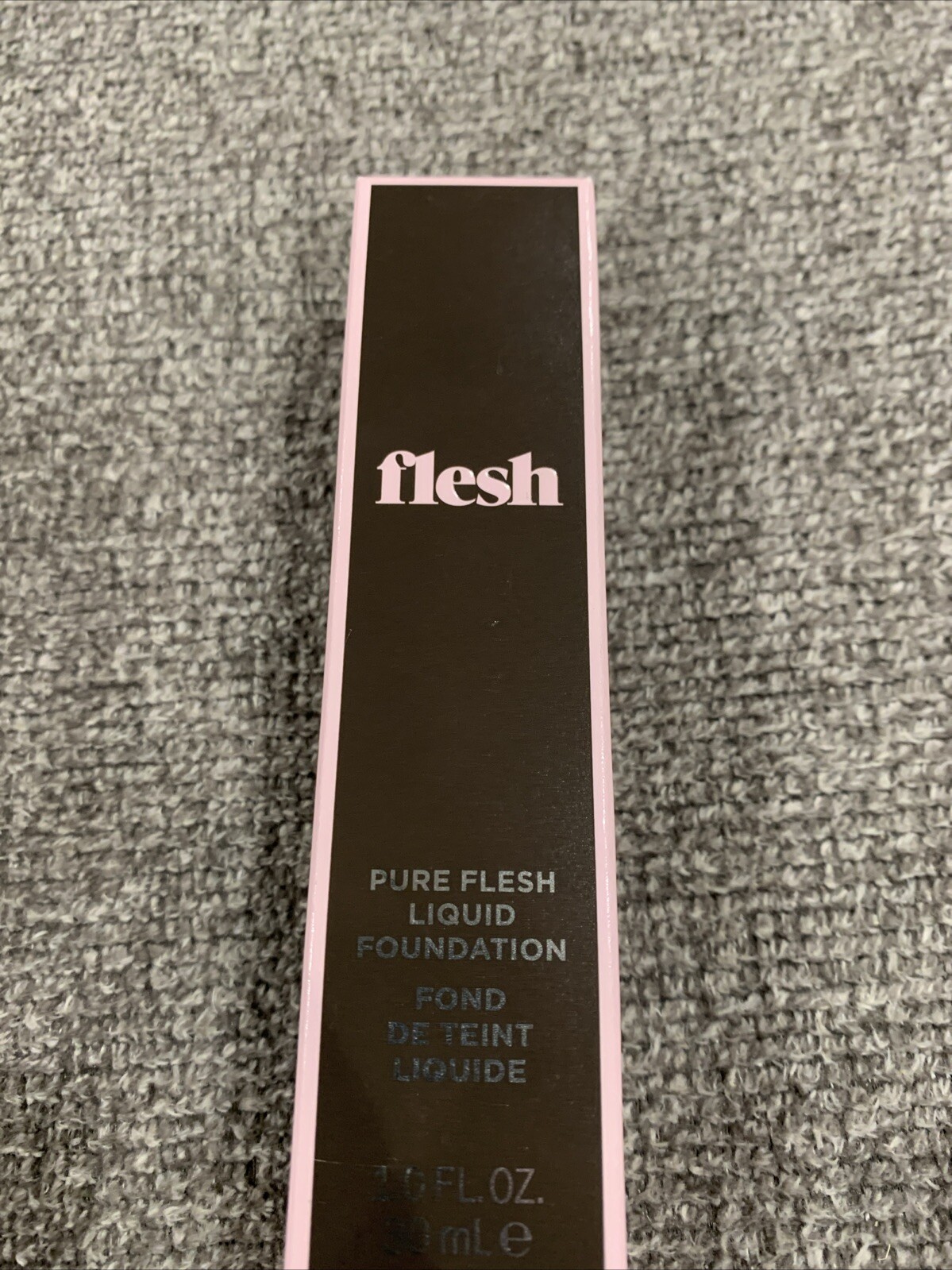flesh Pure Flesh Liquid Foundation, 01 FROTH Neutral 1pc.