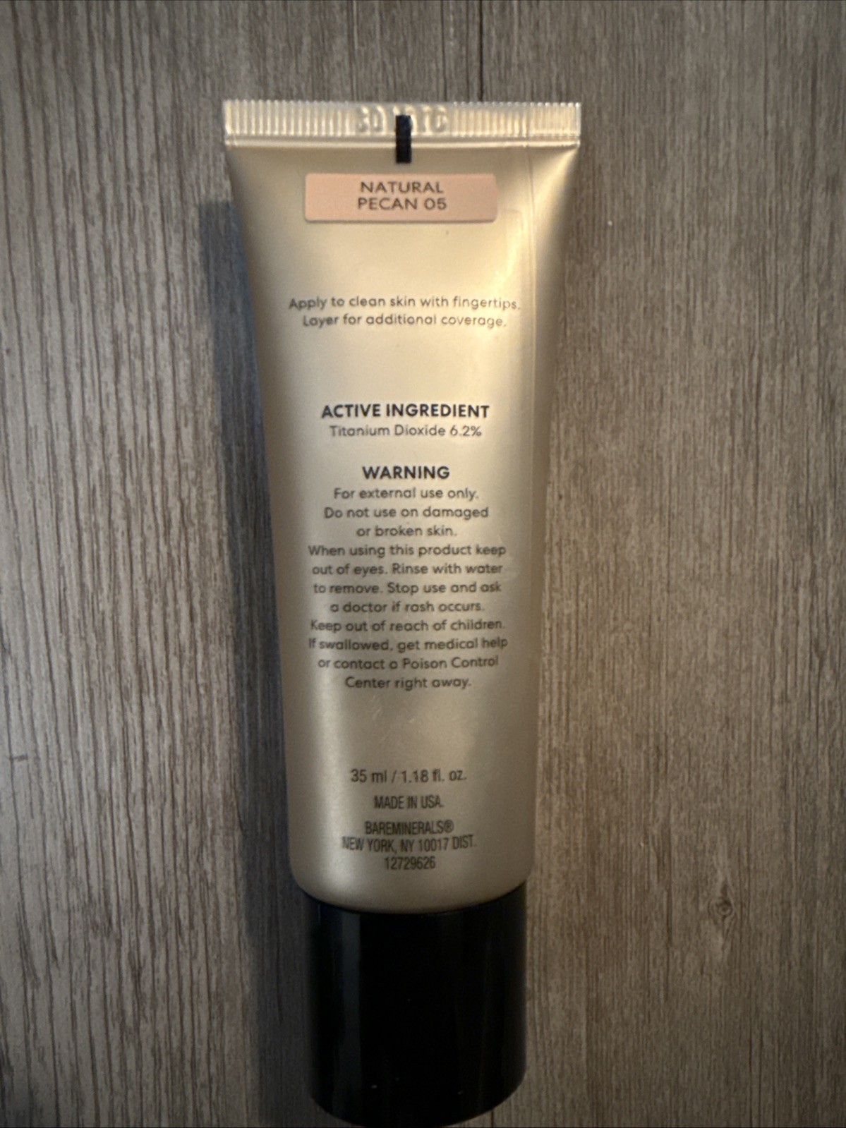Bare minerals Complexion Rescue Tinted Moisturizer New (Natural Pecan 05) SPF 30