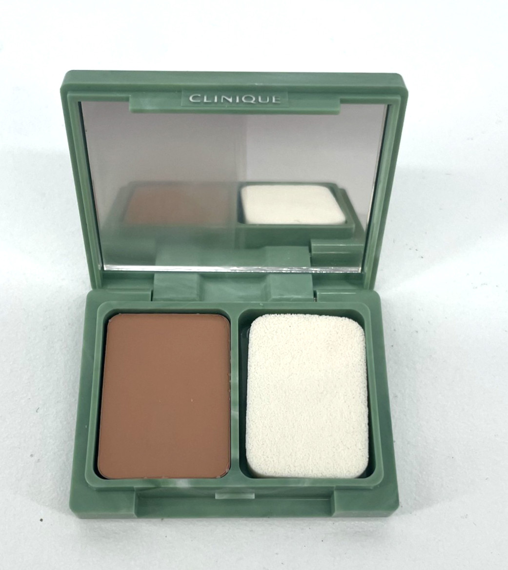 Clinique PORCELAIN BEIGE City Base Compact Foundation #07 Discontinued Mini 2g
