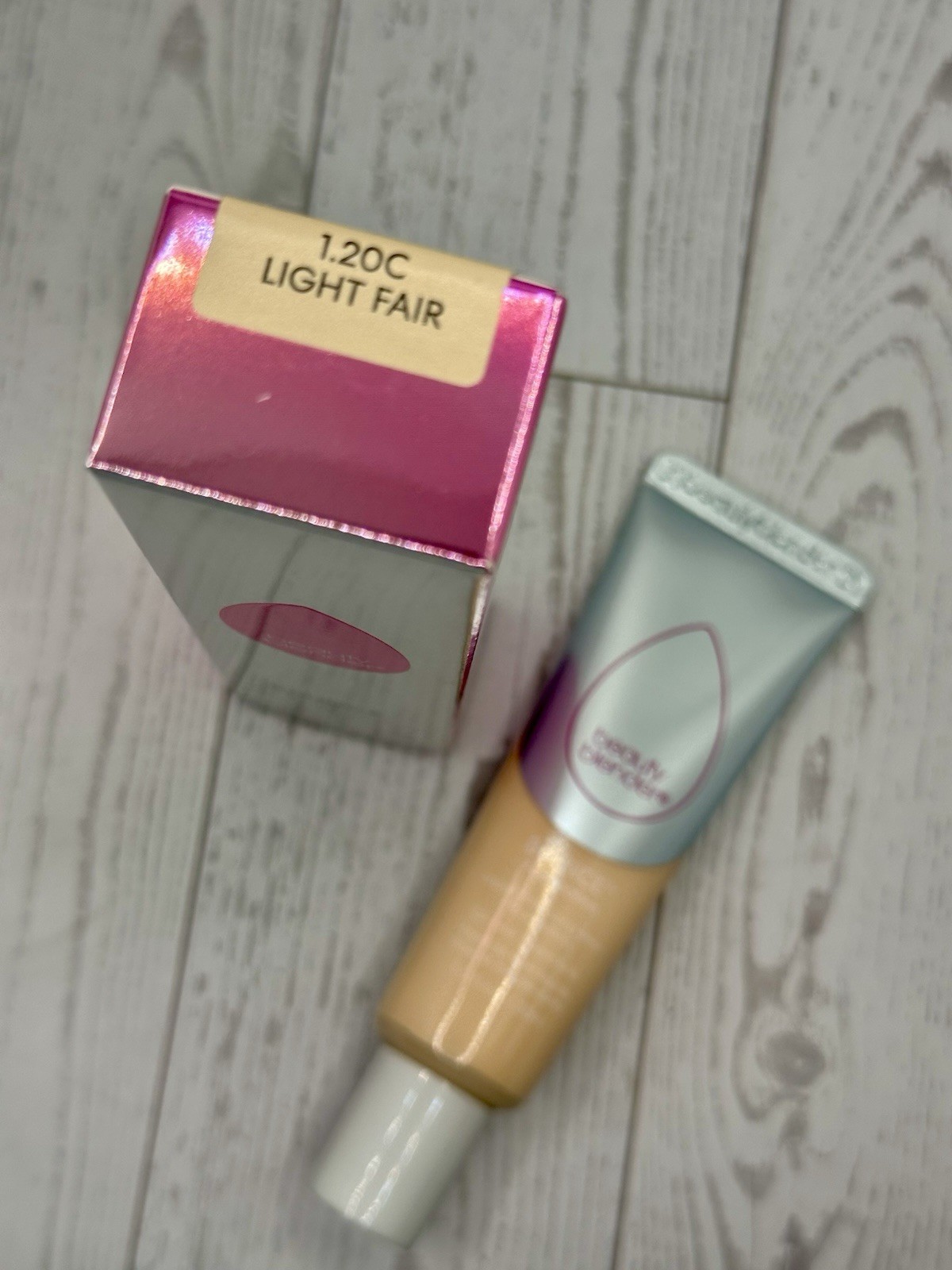 Beauty Blender Bounce Foundation in 1.20C Light Fair. New in Box.
