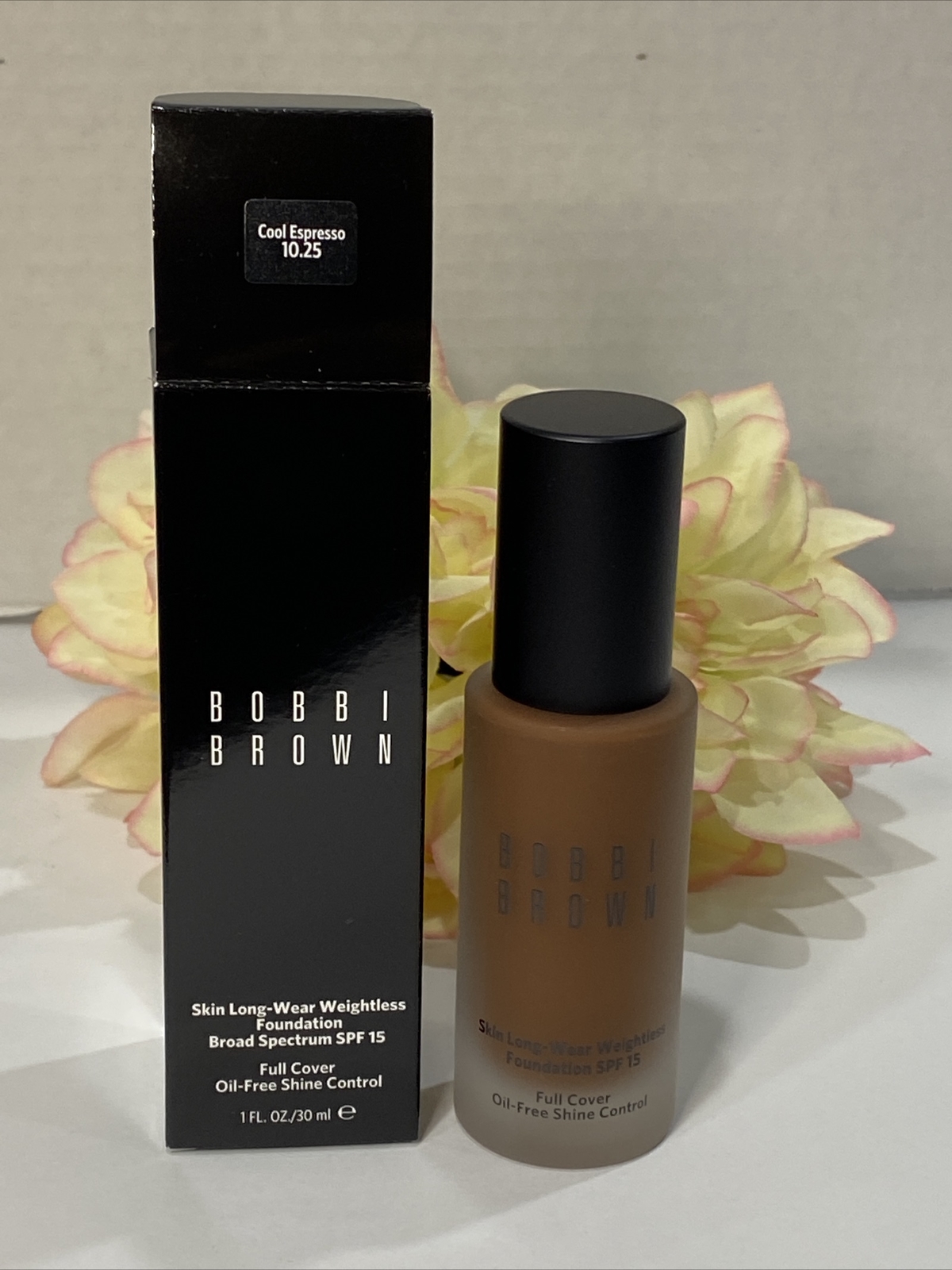 Bobbi Brown Skin Long Wear Weightless Foundation Spf 15 ~ Cool Espresso 10.25