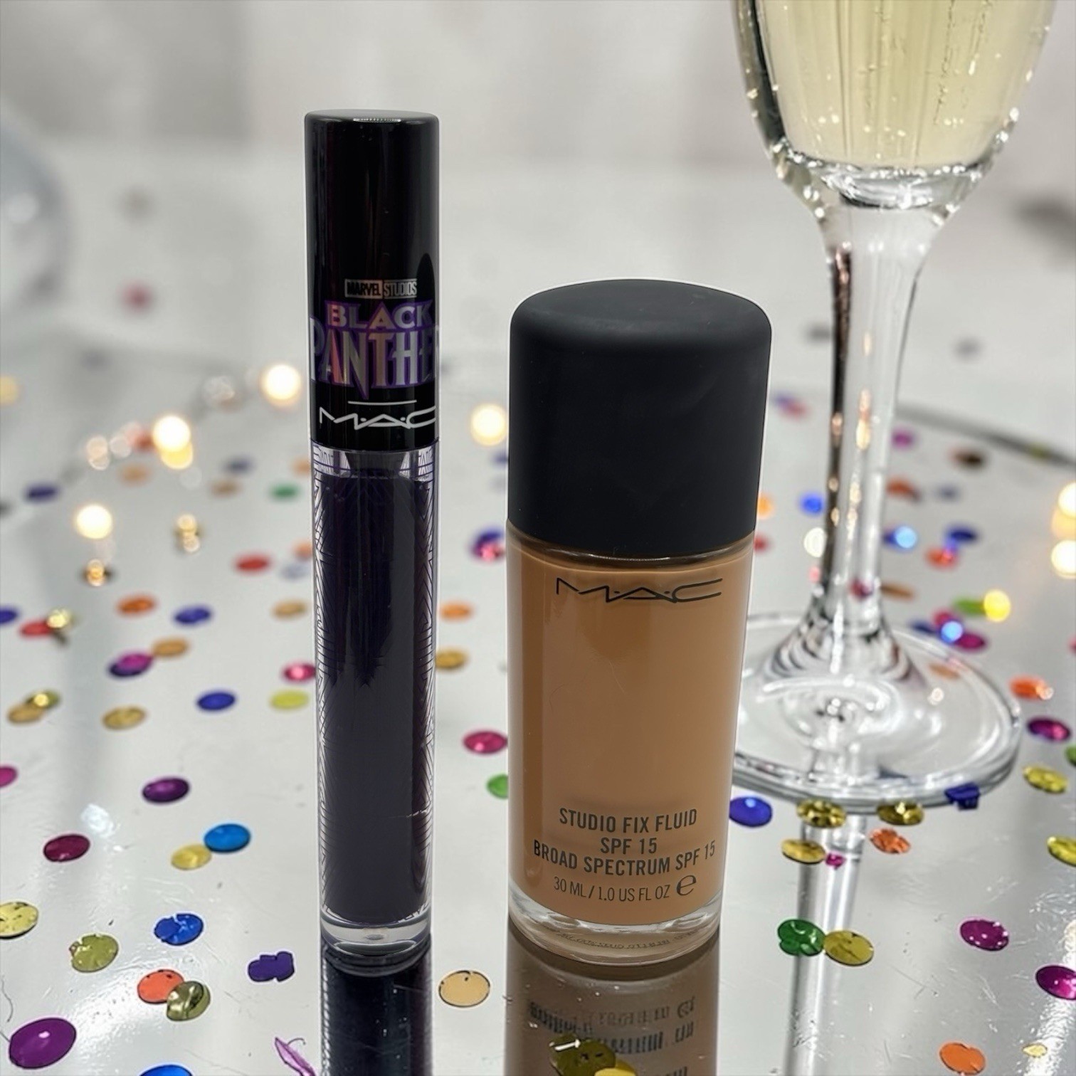 M.A.C Studio Fix Fluid Foundation NW35 SPF 15 and Limited Edition LipColour -SET