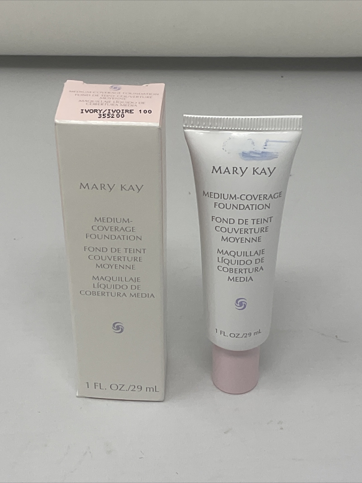 Mary Kay Medium Coverage Foundation~Ivory 100~Normal to Oily Skin~Discontinued