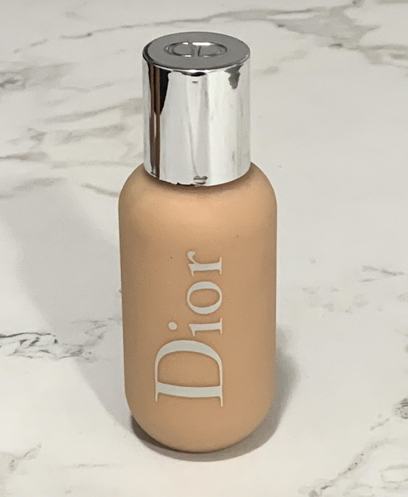 Dior Backstage Face & Body Foundation – 2WP – 50ml/1.7fl.oz