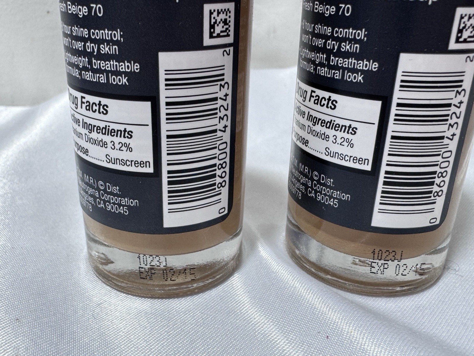 Neutrogena Shine Control Liquid Makeup SPF 20 Fresh Beige #70 1 Oz Lot Of 2
