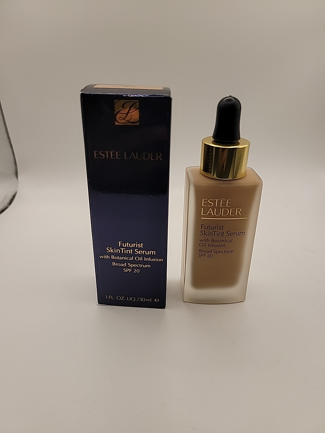 Estee Lauder Futurist SkinTint Serum SPF20 3C2 PEBBLE 1 oz 💯Authentic New