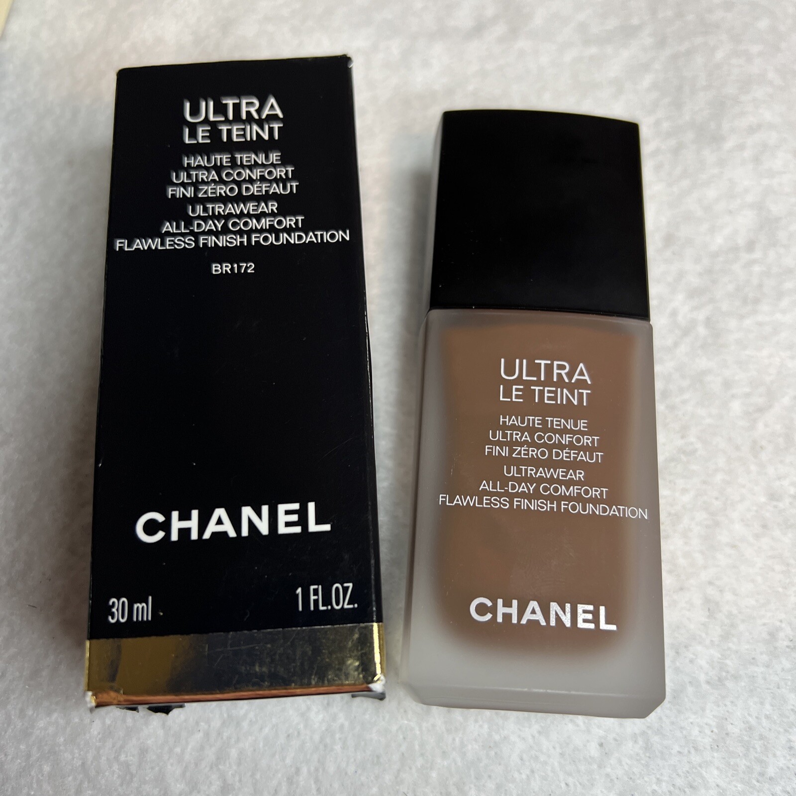 CHANEL ULTRA LE TEINT ULTRAWEAR FLAWLESS ALL DAY FINISH FOUNDATION BR 172