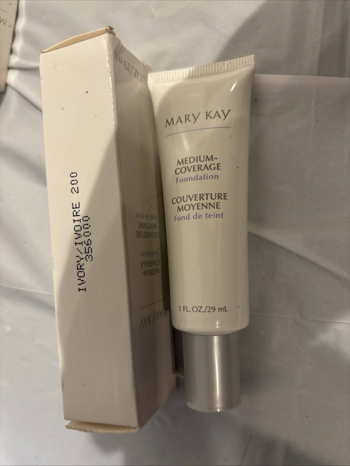 Mary Kay Medium Coverage Liquid Foundation Beige 404 356900