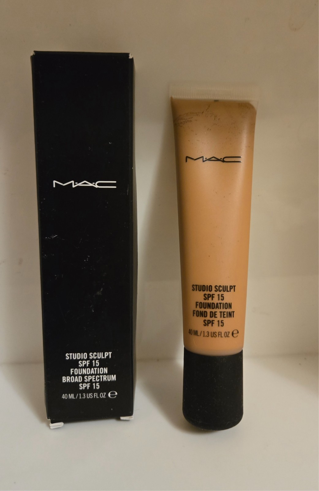 MAC Studio Sculpt SPF 15 Foundation NC44 FULL SZ 1.3oz New/Sealed SAME DAY SHIP