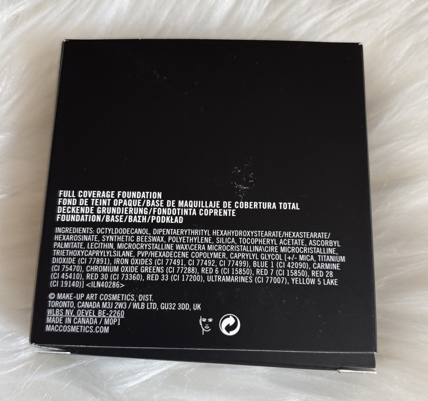 MAC Cosmetics Full Coverage Foundation C40 ~ 1oz/28g Full Size SCRATCHES