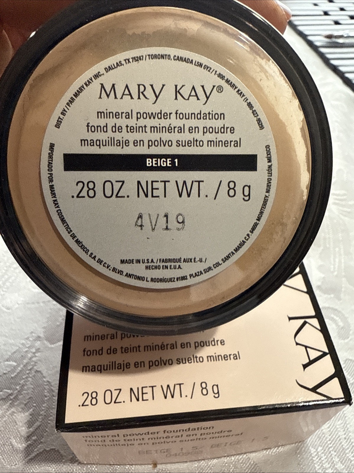 Mary Kay Mineral Powder Foundation .28 Oz /8g – Beige 1.5 – #040988 – NOS NIB