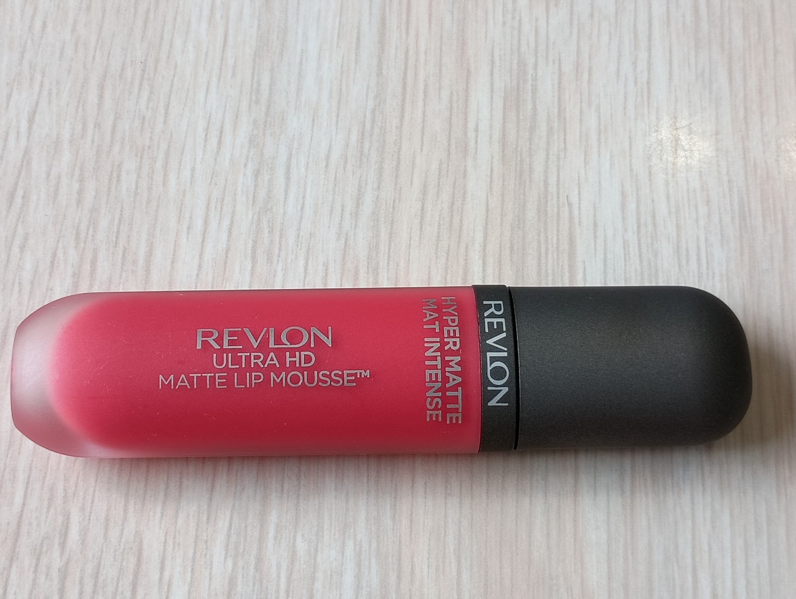 Revlon Combo 5 Products Mascara, Foundation, Concealer, Lipstick and Eyeliner