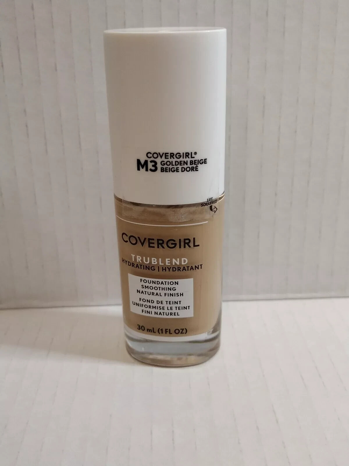 Covergirl TruBlend Liquid Foundation #M3 Golden Beige 1 Fl Oz