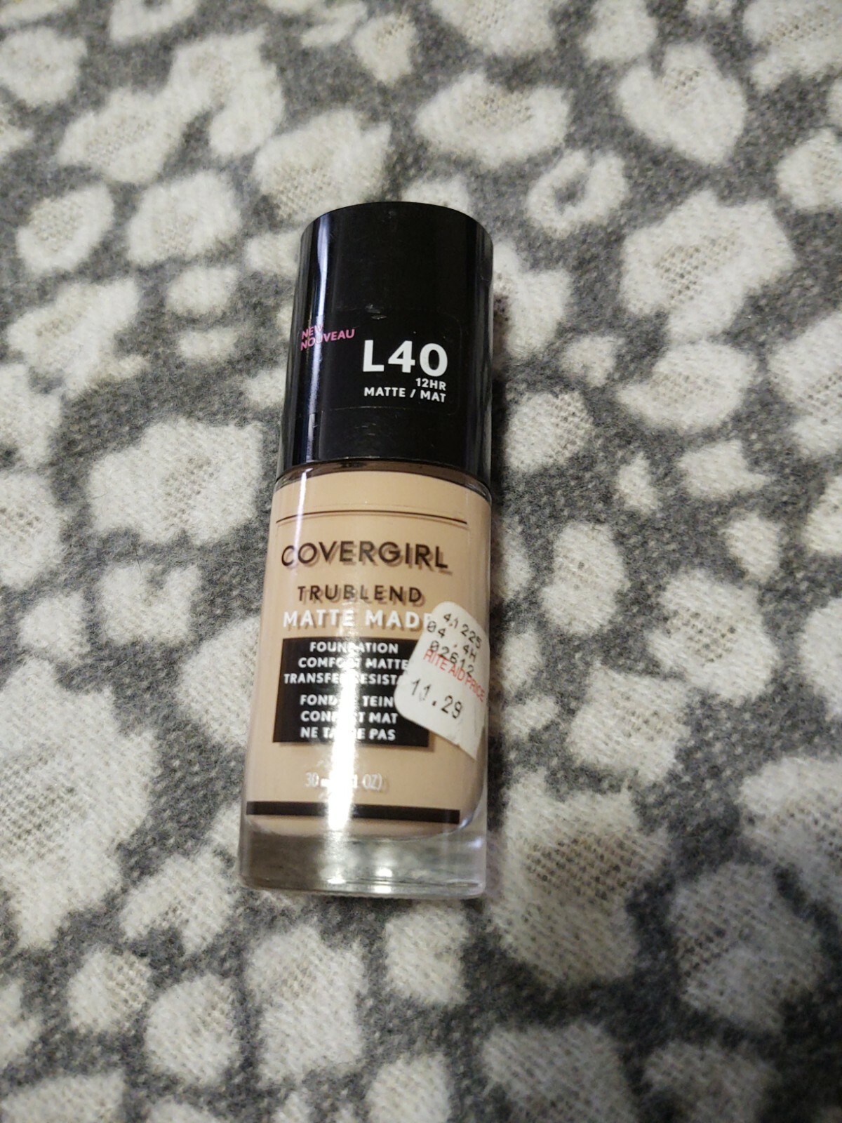 COVERGIRL TRUBLEND MATTE MADE FOUNDATION L40 CLASSIC IVORY New