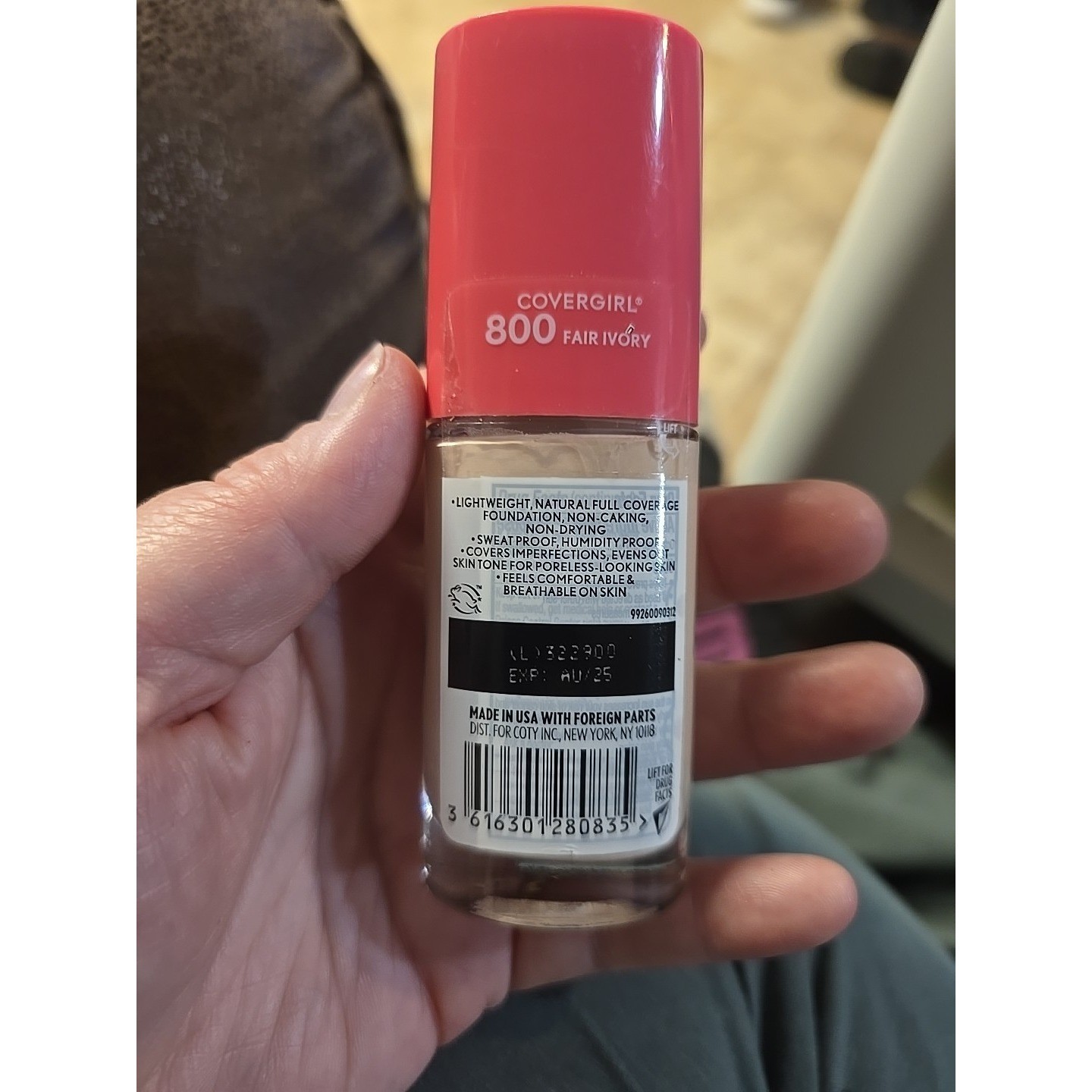 CoverGirl Outlast Extreme Wear Liquid Foundation #800 Fair Ivory Discontinued