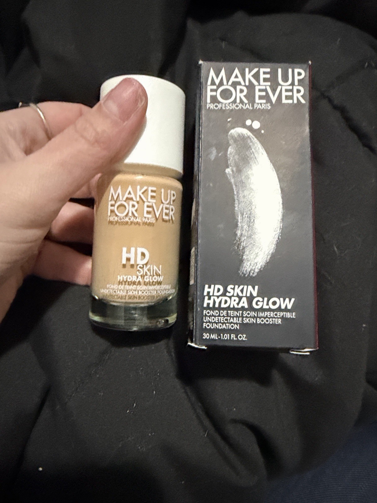 MAKE UP FOR EVER HD Skin Hydra Glow Foundation Liquid 30ml / 1.01 fl oz