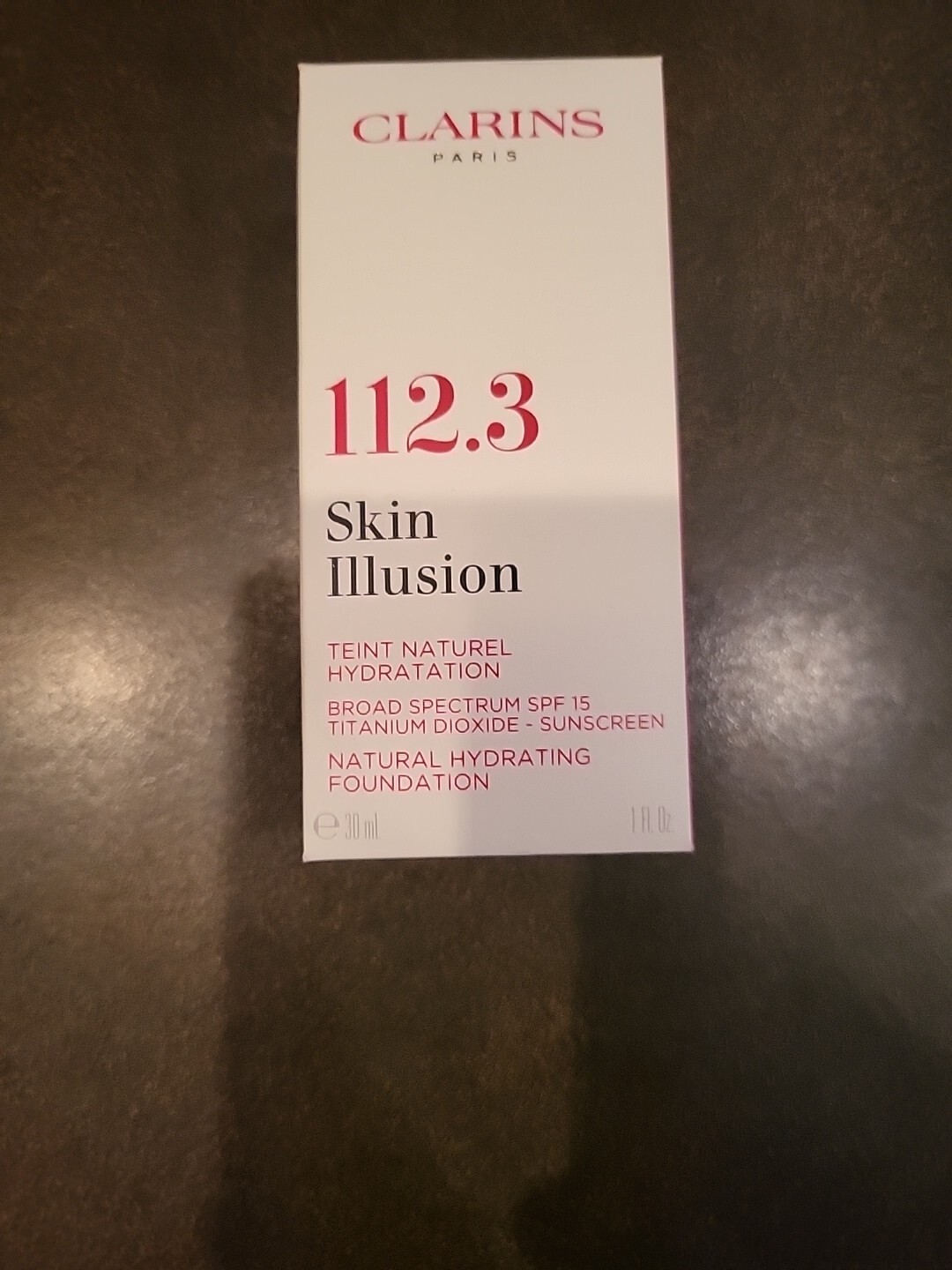 Clarins Skin Illusion Natural Hydrating Foundation, 1 Oz – Sandlewood (NIB)
