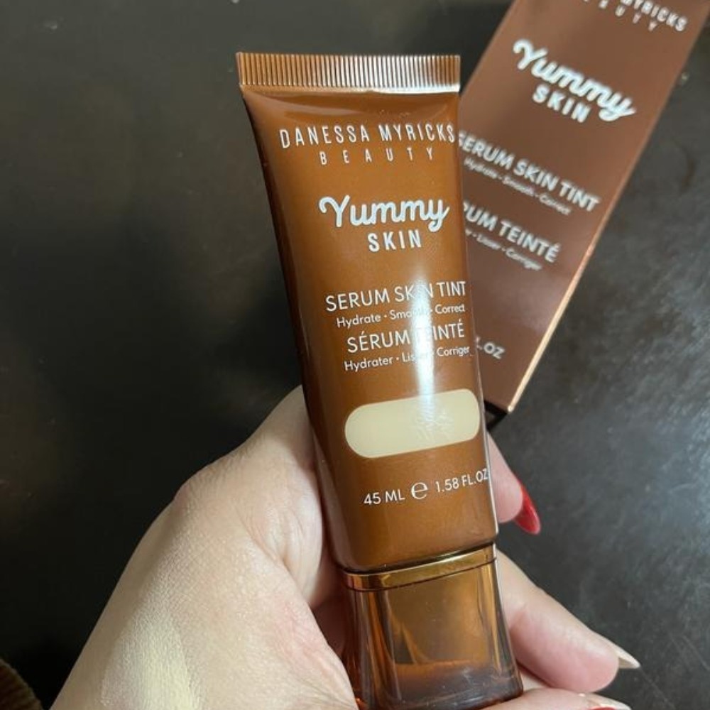 Danessa Myricks Yummy Skin Serum Skin Tint Foundation Shade 2 Fair Neutral 45m