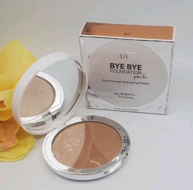 IT Bye Bye Foundation Powder Rich Full Coverage Skin-Loving Powder 0.30 oz New