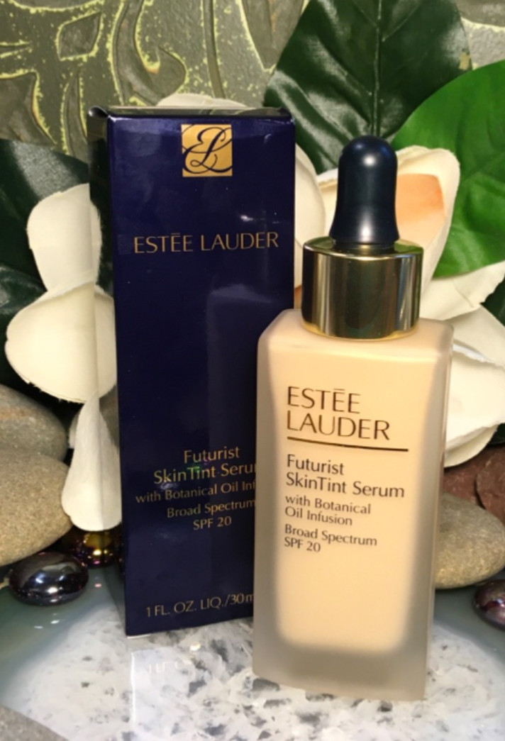 DISCONTINUED Estee Lauder Futurist Skin Tint Serum SPF20 ~1W1 BONE~ 1 oz