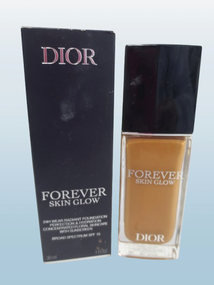 DIOR FOREVER SKIN GLOW 24H WEAR RADIANT FOUNDATION SPF15 4.5W WARM/GLOW 1OZ BOX