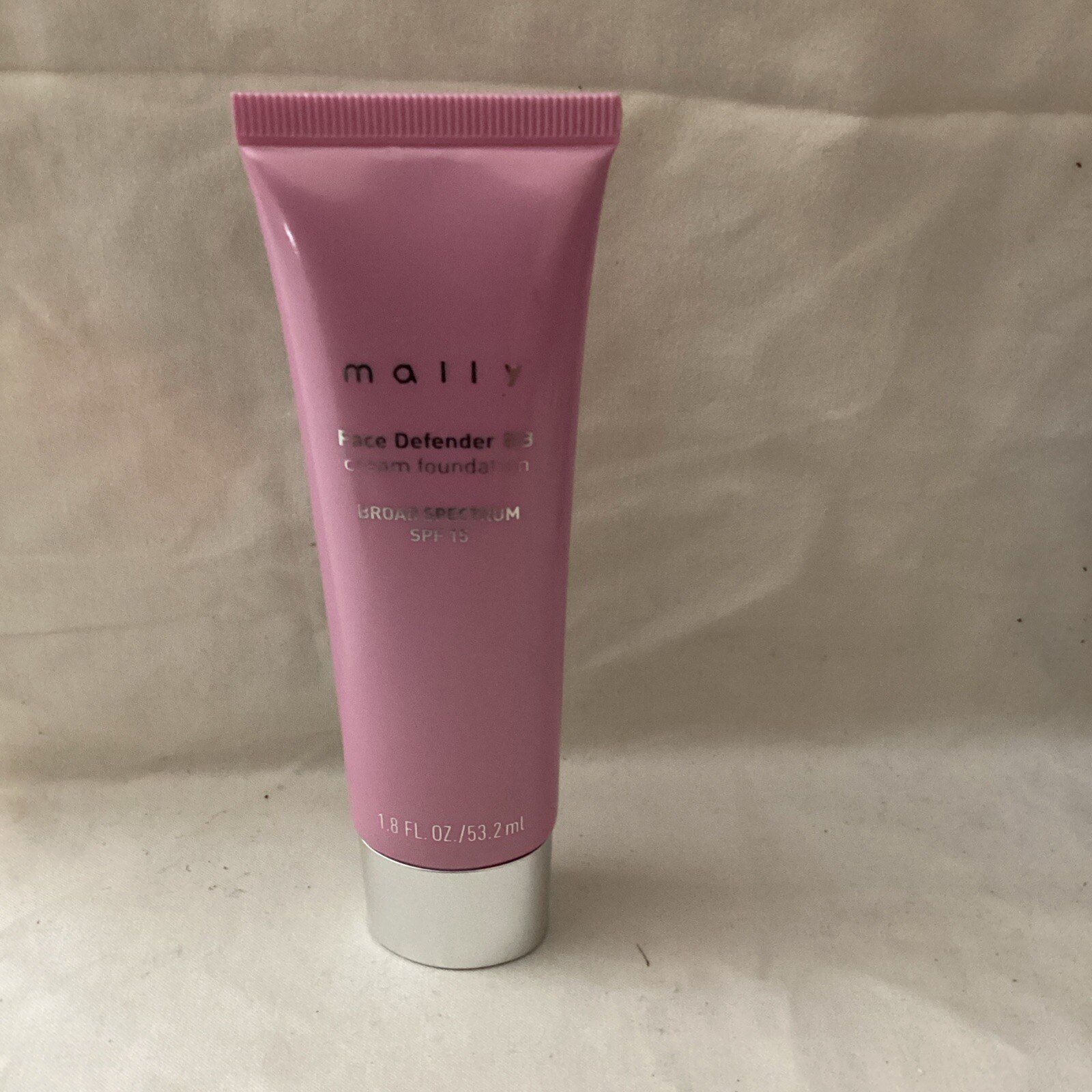Mally face defender BB foundation spf 15 Light
